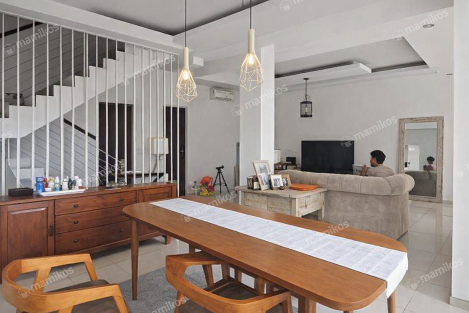 Rumah Sertifikat SHM 4 Kamar Tidur 3 Kamar Mandi Pondok Labu Jakarta Selatan