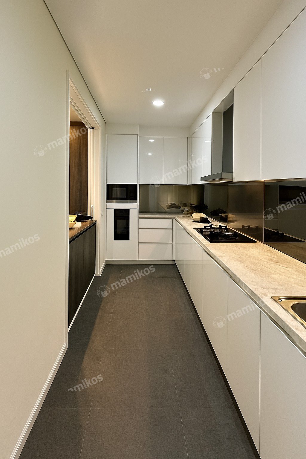 Rumah Sertifikat SHM 5 Kamar Tidur 5 Kamar Mandi Cipete Jakarta Selatan - Photo 3