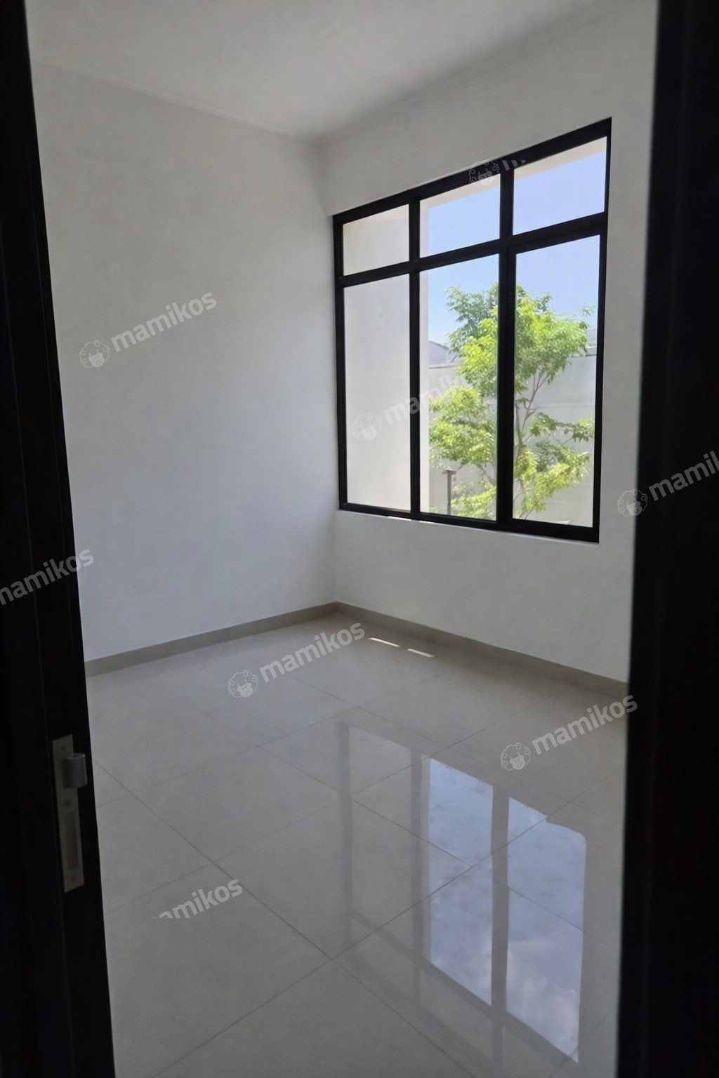 Rumah 4 Kamar Tidur 4 Kamar Mandi 2 Lantai Pantai Indah Kapuk Jakarta Utara - Photo 3
