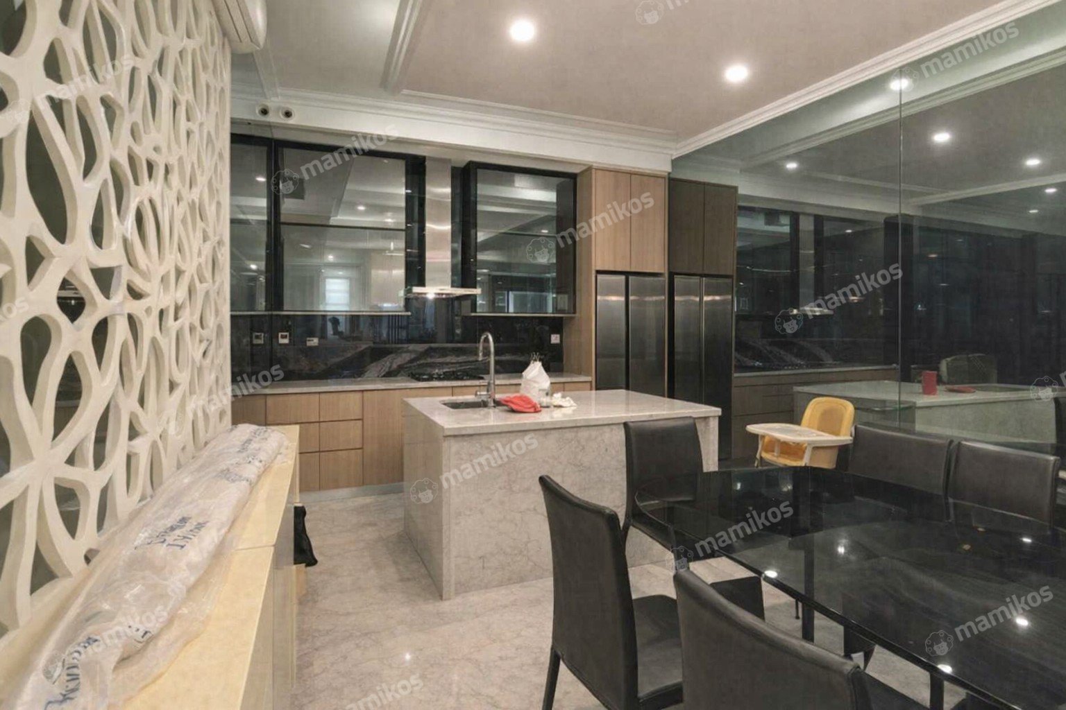 Rumah 4KT 3KM Green Lake City Jakarta Barat