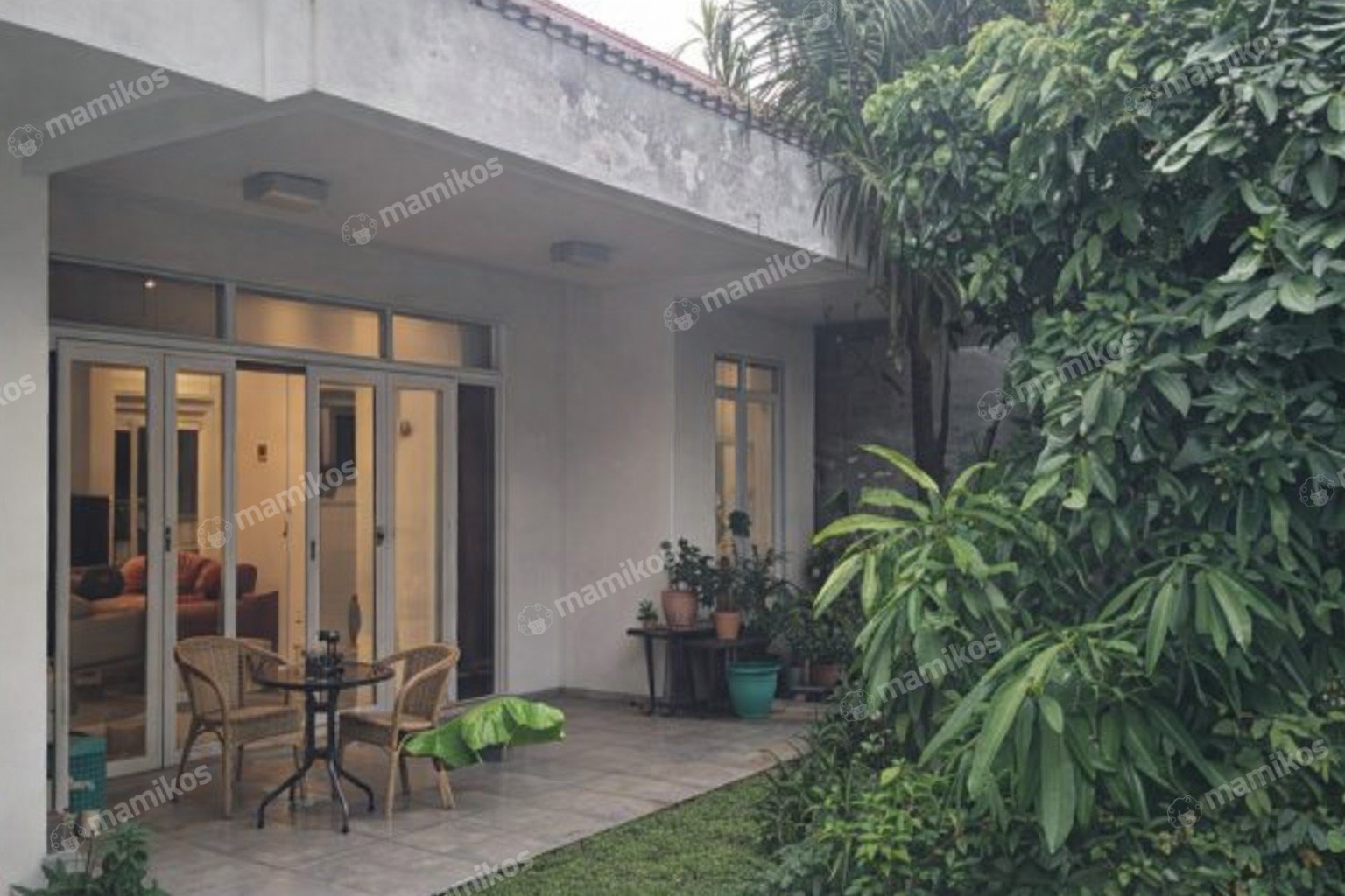 Rumah Sertifikat SHM 5 Kamar Tidur 4 Kamar Mandi Cipete Jakarta Selatan - Photo 2