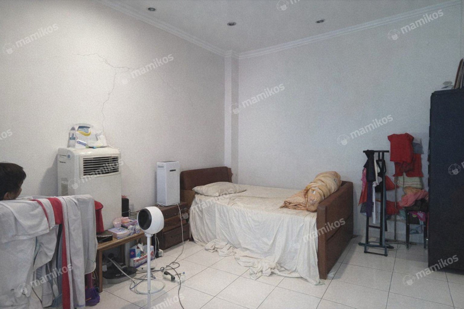 Rumah Sertifikat SHM 4 Kamar Tidur 5 Kamar Mandi Menteng Dalam Jakarta Selatan - Photo 3
