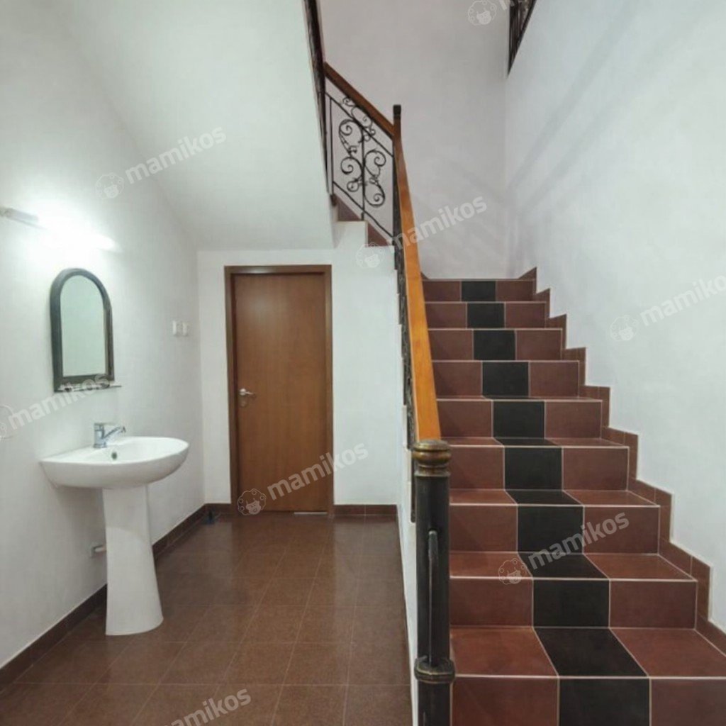 Rumah Sertifikat SHM 4 Kamar Tidur 4 Kamar Mandi Petukangan Jakarta Selatan - Photo 3