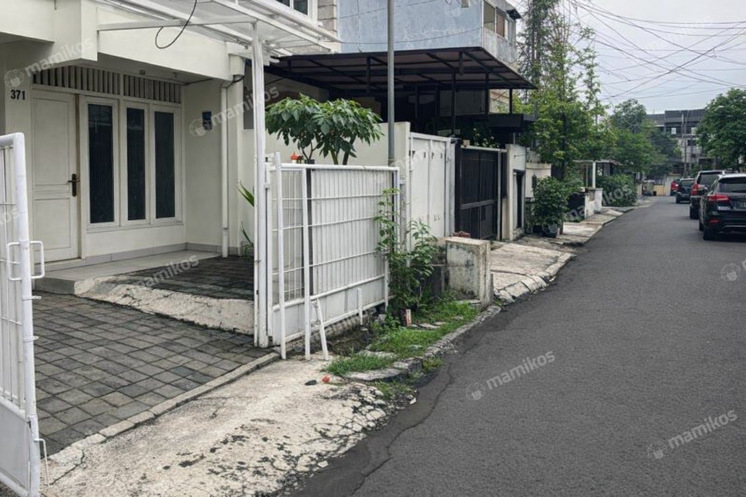 Rumah Sertifikat SHM 3 Kamar Tidur 2 Kamar Mandi Pondok Indah Jakarta Selatan