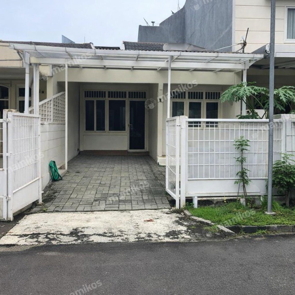 Rumah Sertifikat SHM 3 Kamar Tidur 2 Kamar Mandi Pondok Indah Jakarta Selatan - Photo 2