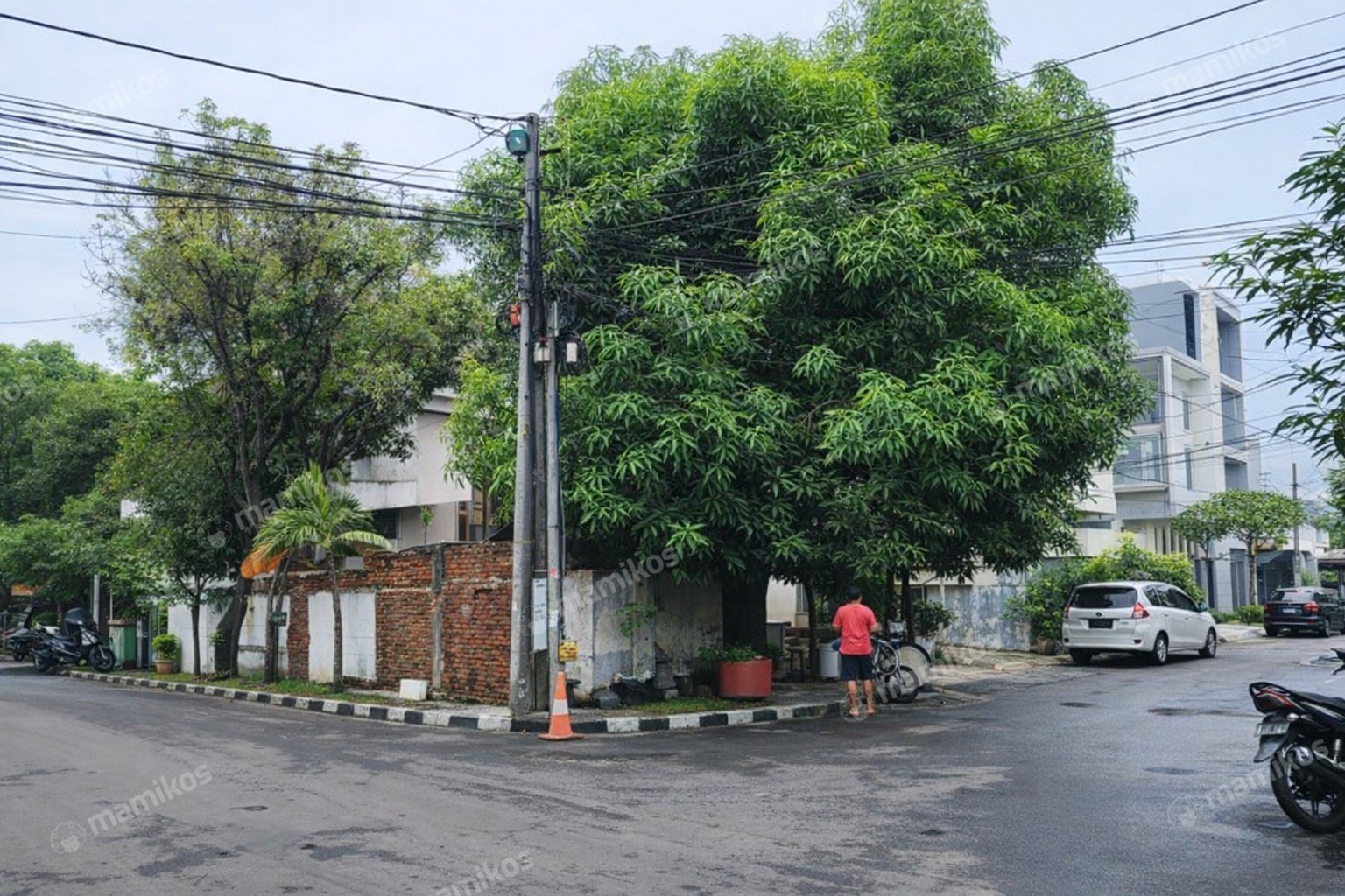 Rumah Sertifikat SHM 5 Kamar Tidur 3 Kamar Mandi Sunter Jakarta Utara
