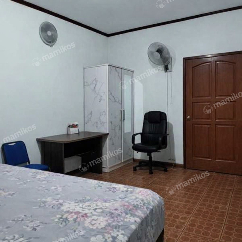 Rumah Sertifikat SHM 6 Kamar Tidur 4 Kamar Mandi Sunter Jakarta Utara - Photo 5