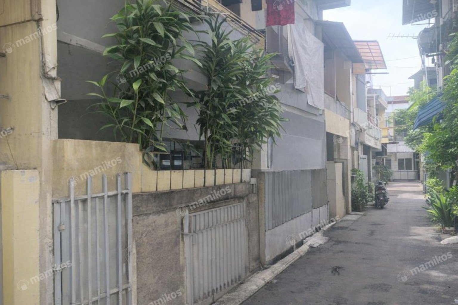 Rumah 10KT 4KM Tanjung Duren Jakarta Barat