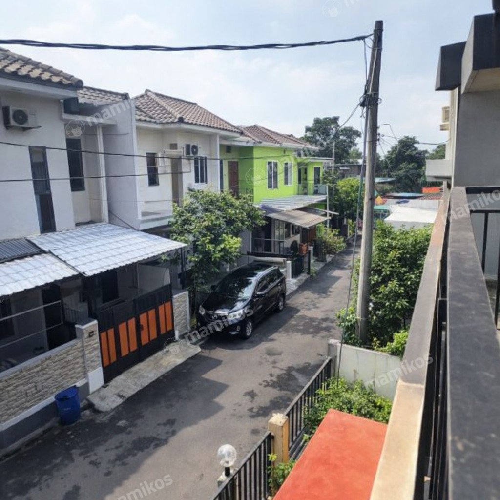 Rumah Sertifikat SHM 3 Kamar Tidur 3 Kamar Mandi Kalisari Jakarta Timur - Photo 3