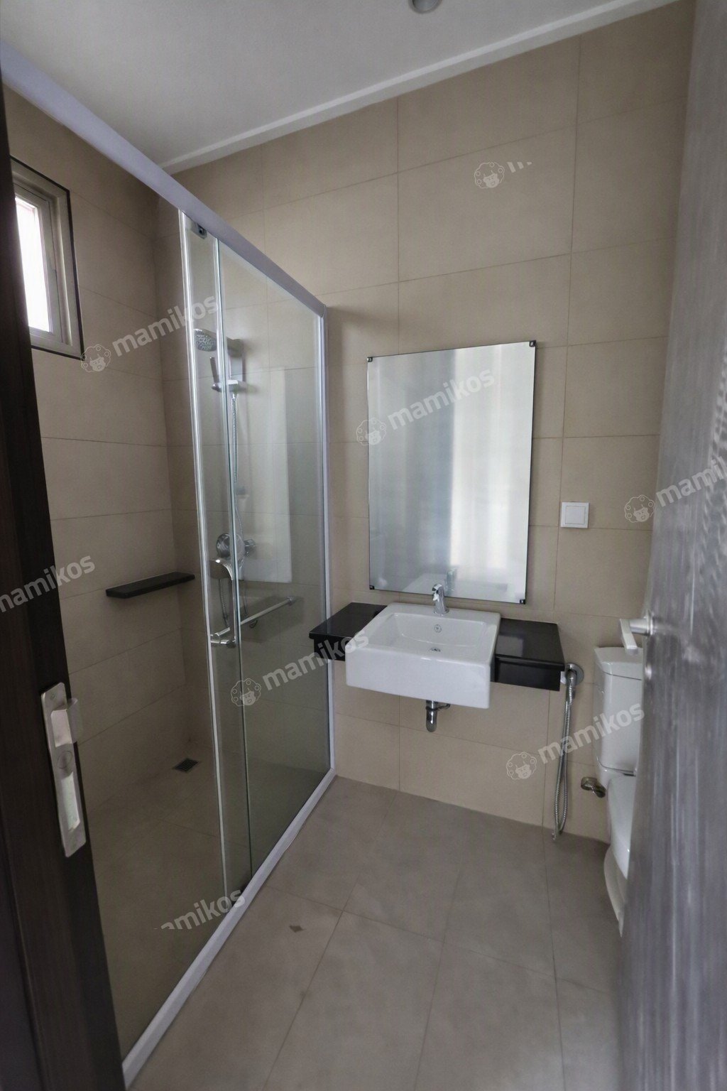 Rumah Baru 3 Kamar Tidur 3 Kamar Mandi Pantai Indah Kapuk 2 Jakarta Utara - Photo 4