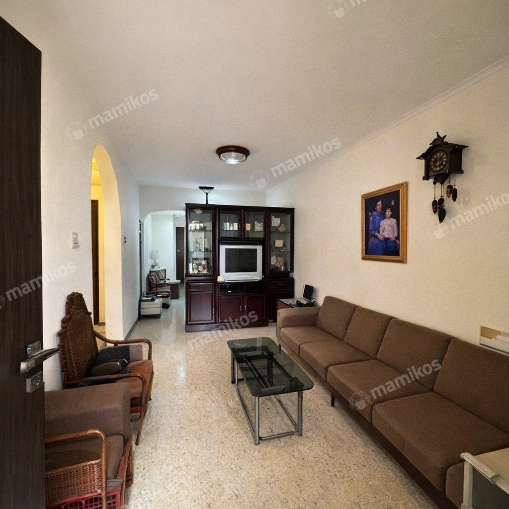 Rumah Sertifikat SHM 3 Kamar Tidur 2 Kamar Mandi Taman Ratu Jakarta Barat - Photo 2