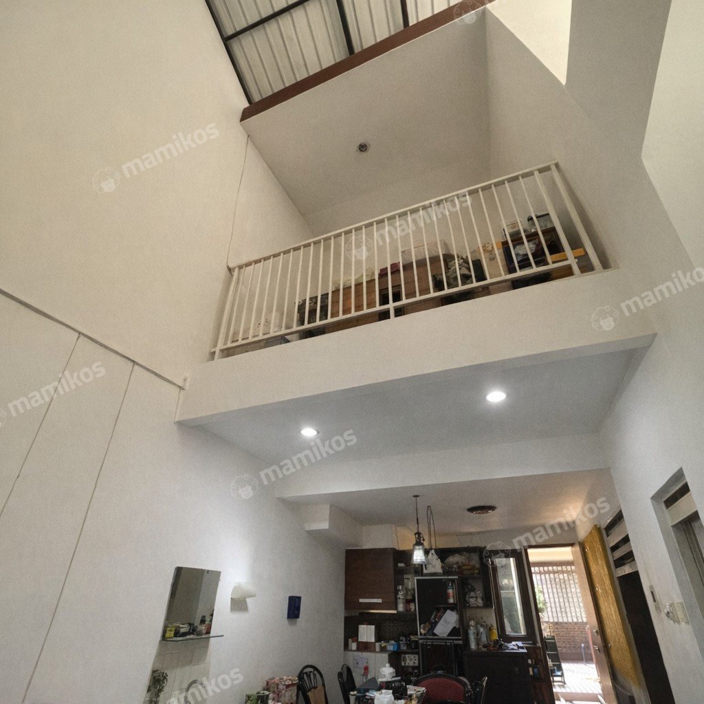 Rumah Sertifikat SHM 3 Kamar Tidur 2 Kamar Mandi Taman Ratu Jakarta Barat - Photo 3