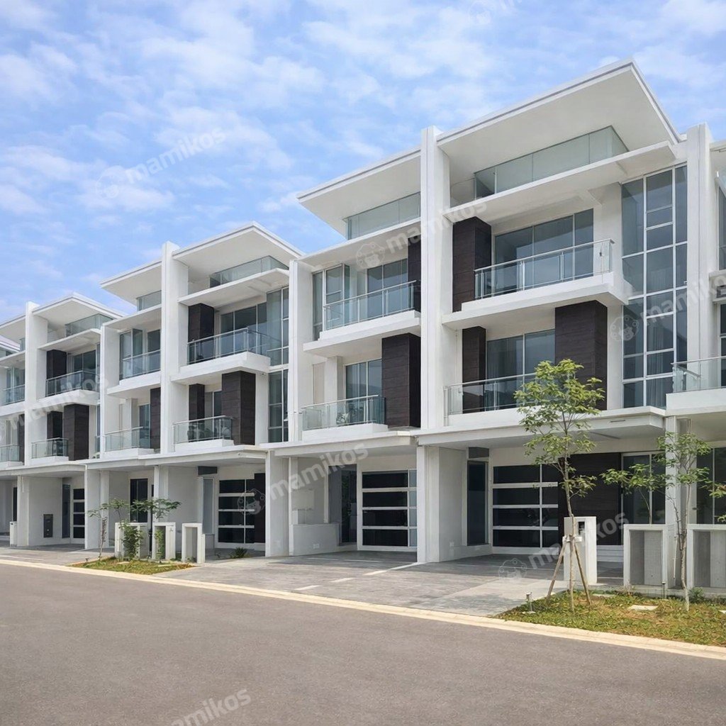 Rumah Sertifikat HGB 4 Kamar Tidur 4 Kamar Mandi Golf Island Jakarta Utara