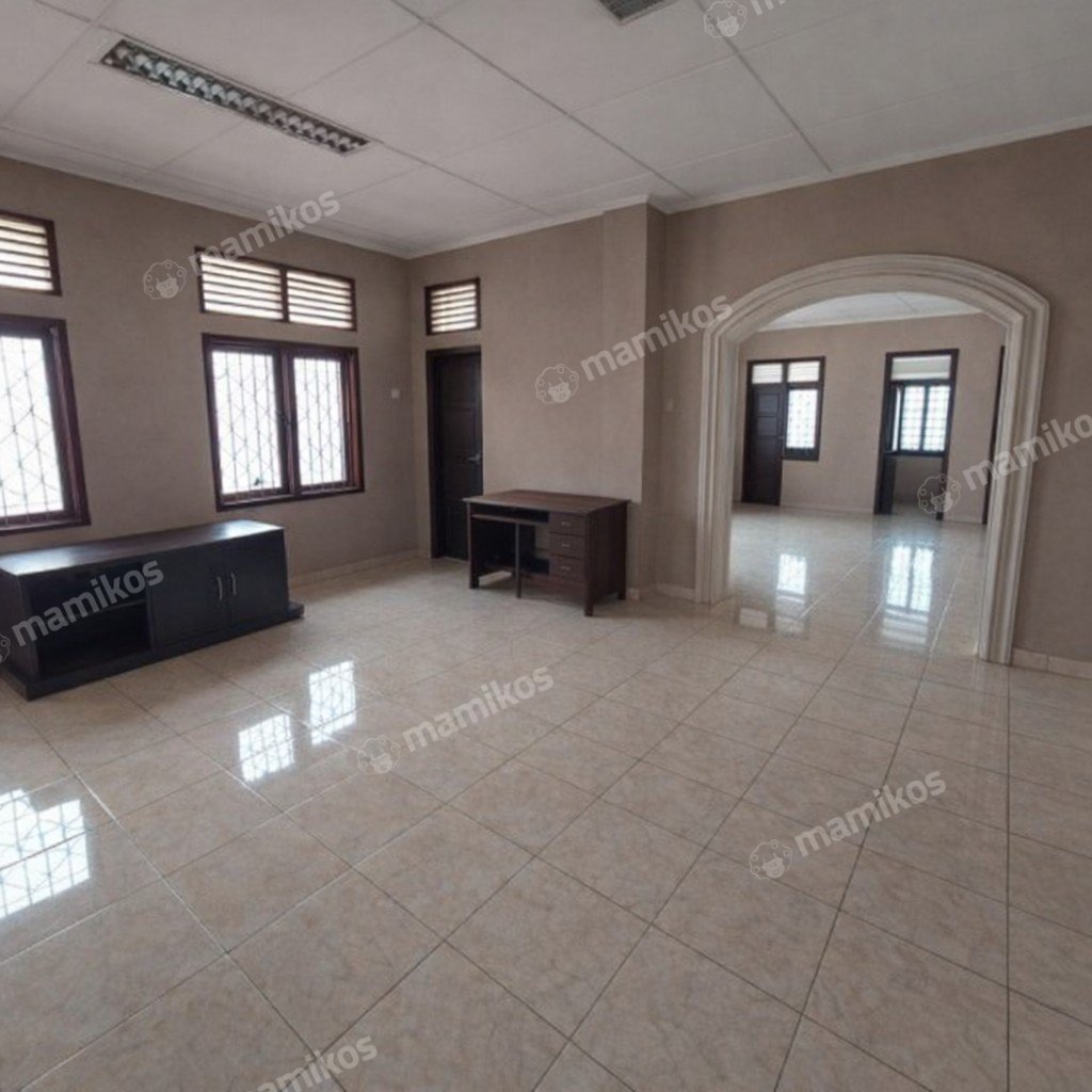 Rumah Sertifikat SHM 4 Kamar Tidur 4 Kamar Mandi Rawamangun Jakarta Timur - Photo 4