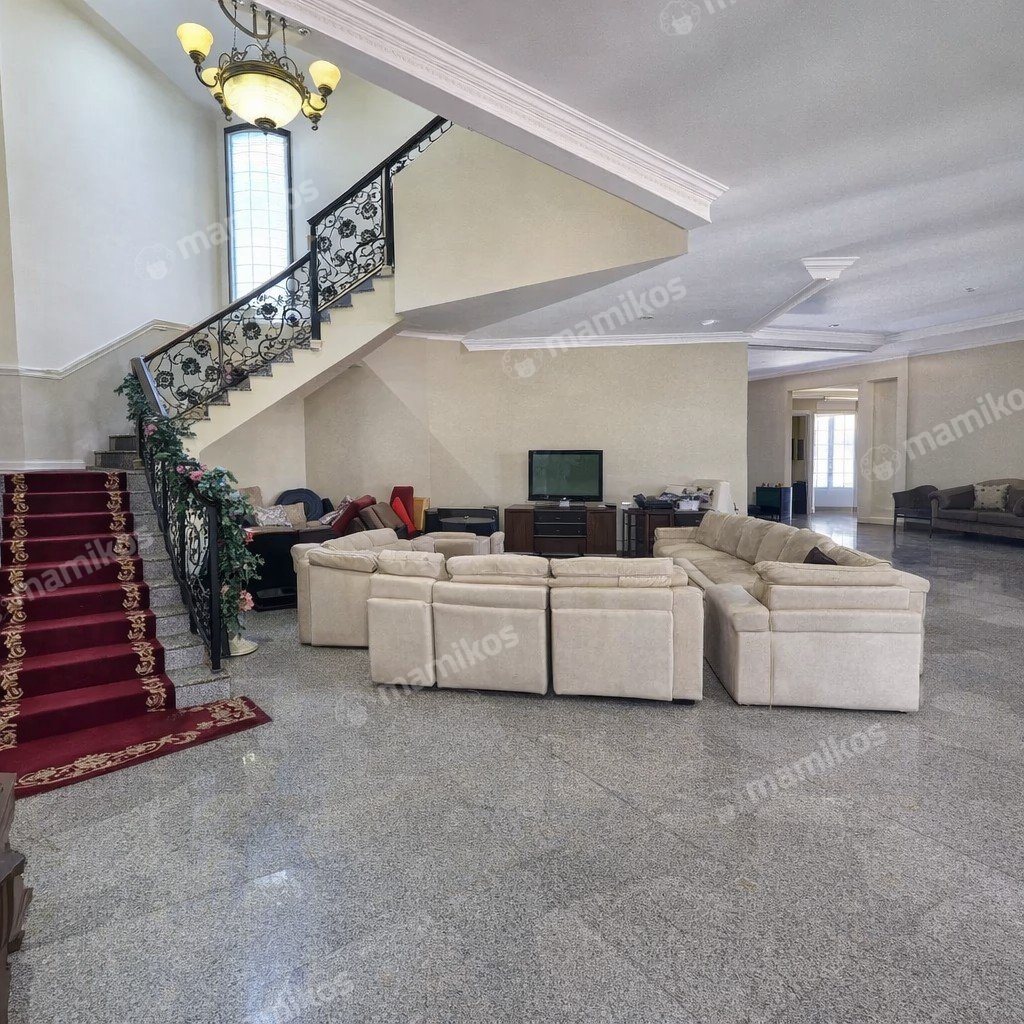 Rumah Sertifikat SHM 5 Kamar Tidur 5 Kamar Mandi Lebak Bulus Jakarta Selatan - Photo 4