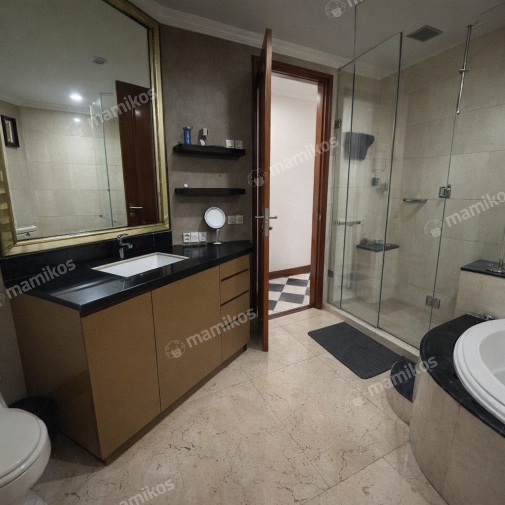 Rumah Sertifikat SHM 7 Kamar Tidur 4 Kamar Mandi Lebak Bulus Jakarta Selatan - Photo 3