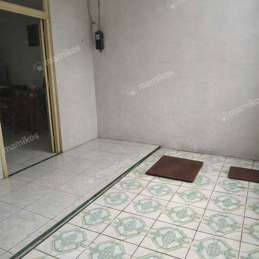Rumah Sertifikat SHM 2 Kamar Tidur 2 Kamar Mandi Tanjung Duren Jakarta Barat - Photo 4