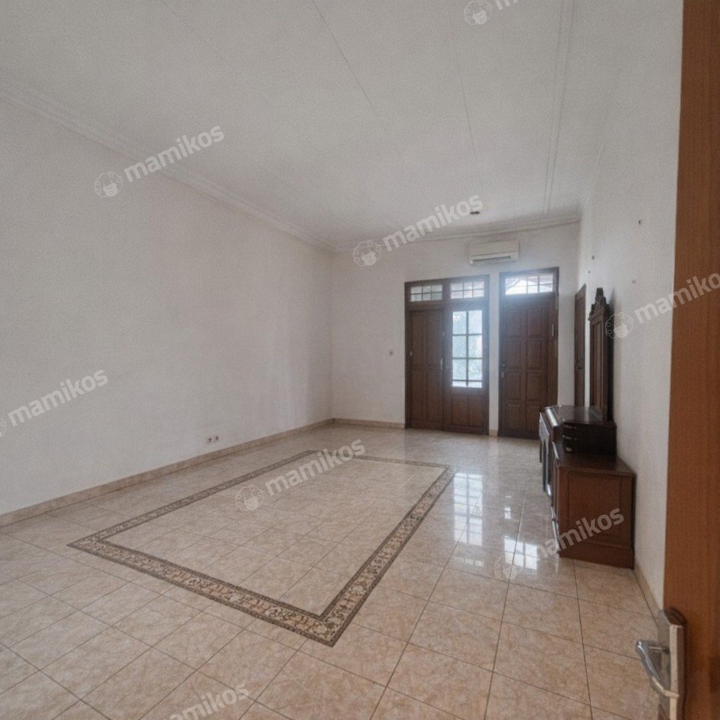 Rumah Sertifikat SHM 7 Kamar Tidur 8 Kamar Mandi Cilandak Jakarta Selatan - Photo 5