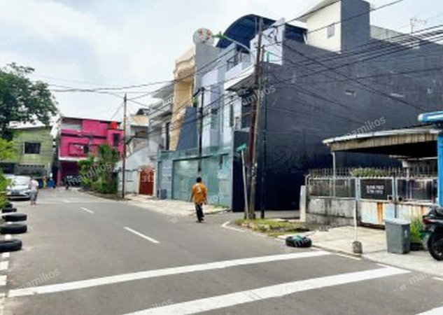 Rumah Sertifikat SHM 2 Kamar Tidur 1 Kamar Mandi Menteng Jakarta Pusat - Photo 2