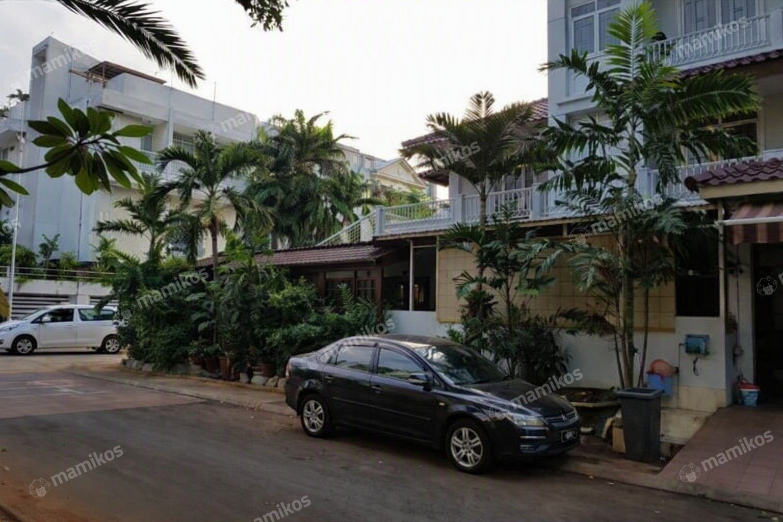 Rumah Sertifikat SHM 7 Kamar Tidur 6 Kamar Mandi Kelapa Gading Jakarta Utara - Photo 2