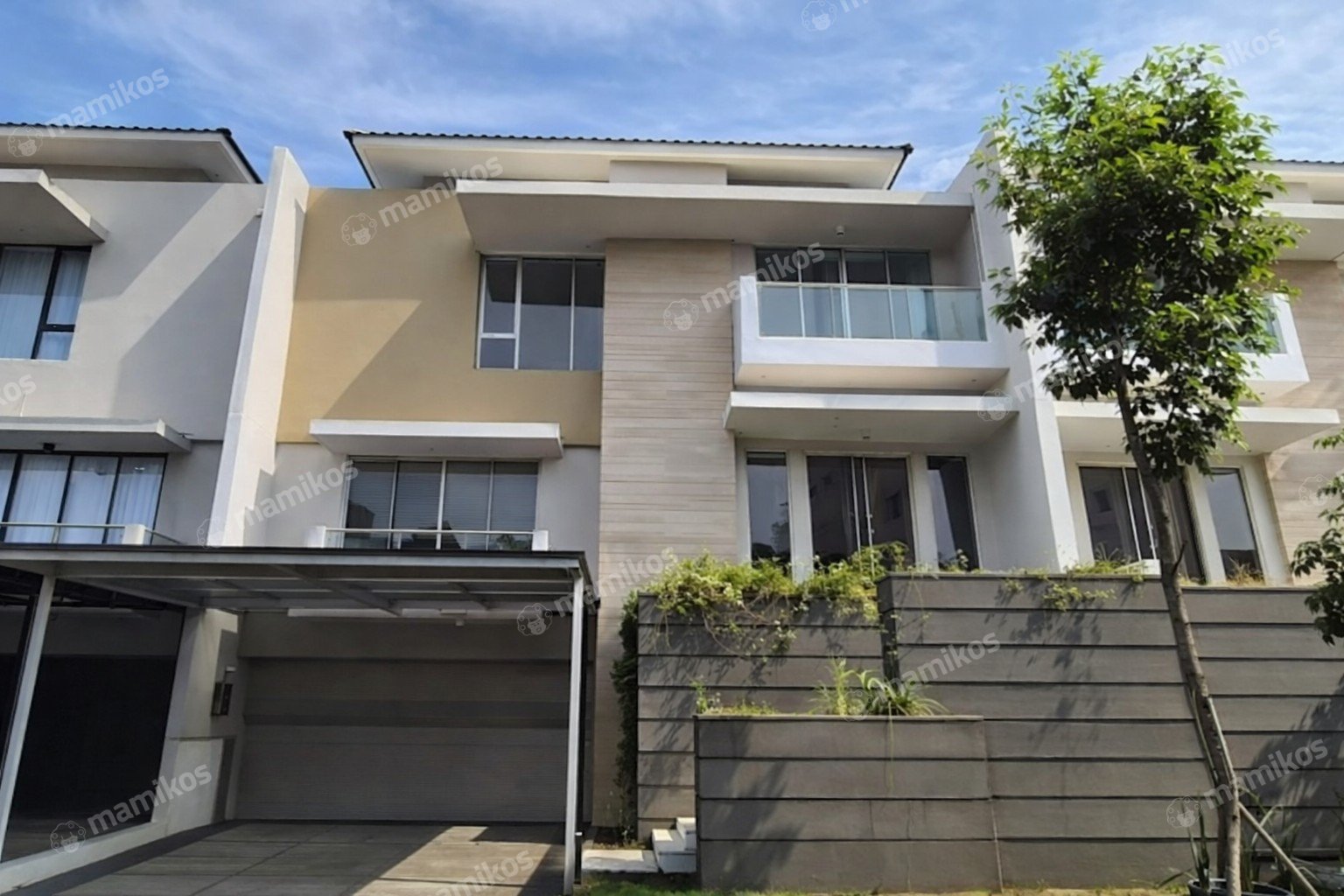 Rumah Sertifikat HGB 3 Kamar Tidur 3 Kamar Mandi Pantai Indah Kapuk Jakarta Utara