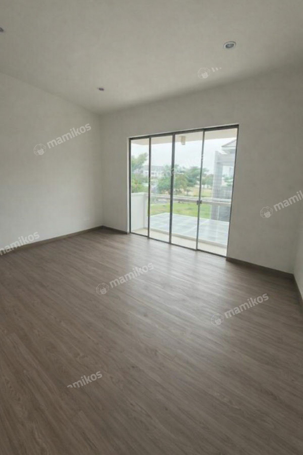 Rumah Sertifikat HGB 3 Kamar Tidur 3 Kamar Mandi Pantai Indah Kapuk Jakarta Utara - Photo 3