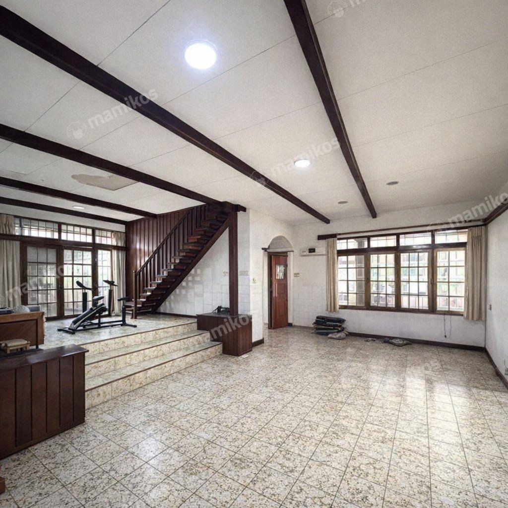 Rumah Sertifikat SHM 5 Kamar Tidur 4 Kamar Mandi Pancoran Jakarta Selatan - Photo 5