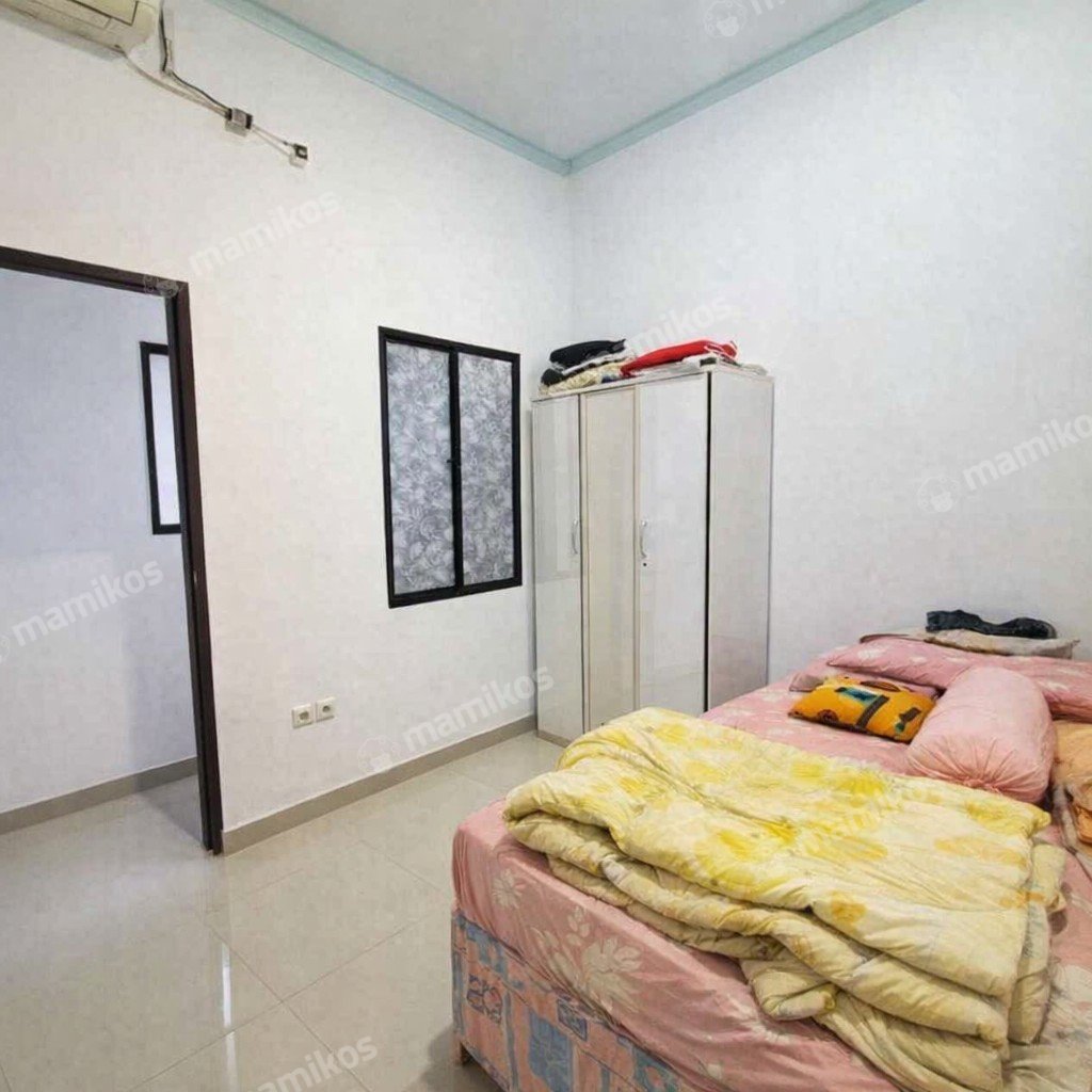 Rumah Sertifikat SHM 4 Kamar Tidur 3 Kamar Mandi Jelambar Jakarta Barat - Photo 5