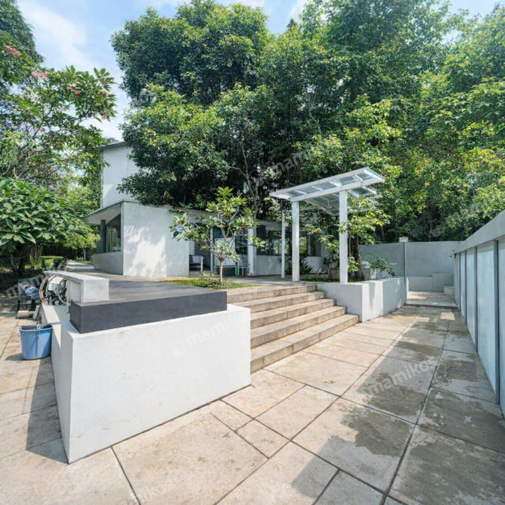 Rumah Sertifikat HGB 7 Kamar Tidur 4 Kamar Mandi Kemang Jakarta Selatan - Photo 2