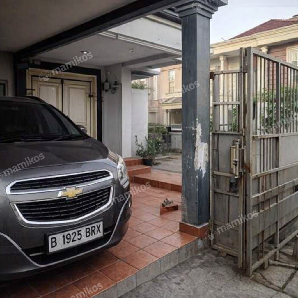 Rumah Sertifikat SHM 4 Kamar Tidur 2 Kamar Mandi Taman Palem Jakarta Barat - Photo 2
