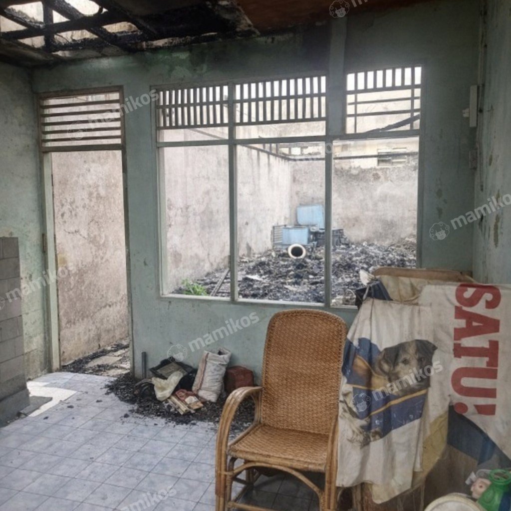 Rumah 1 Kamar Mandi 1 Lantai Jembatan Besi Jakarta Barat - Photo 4