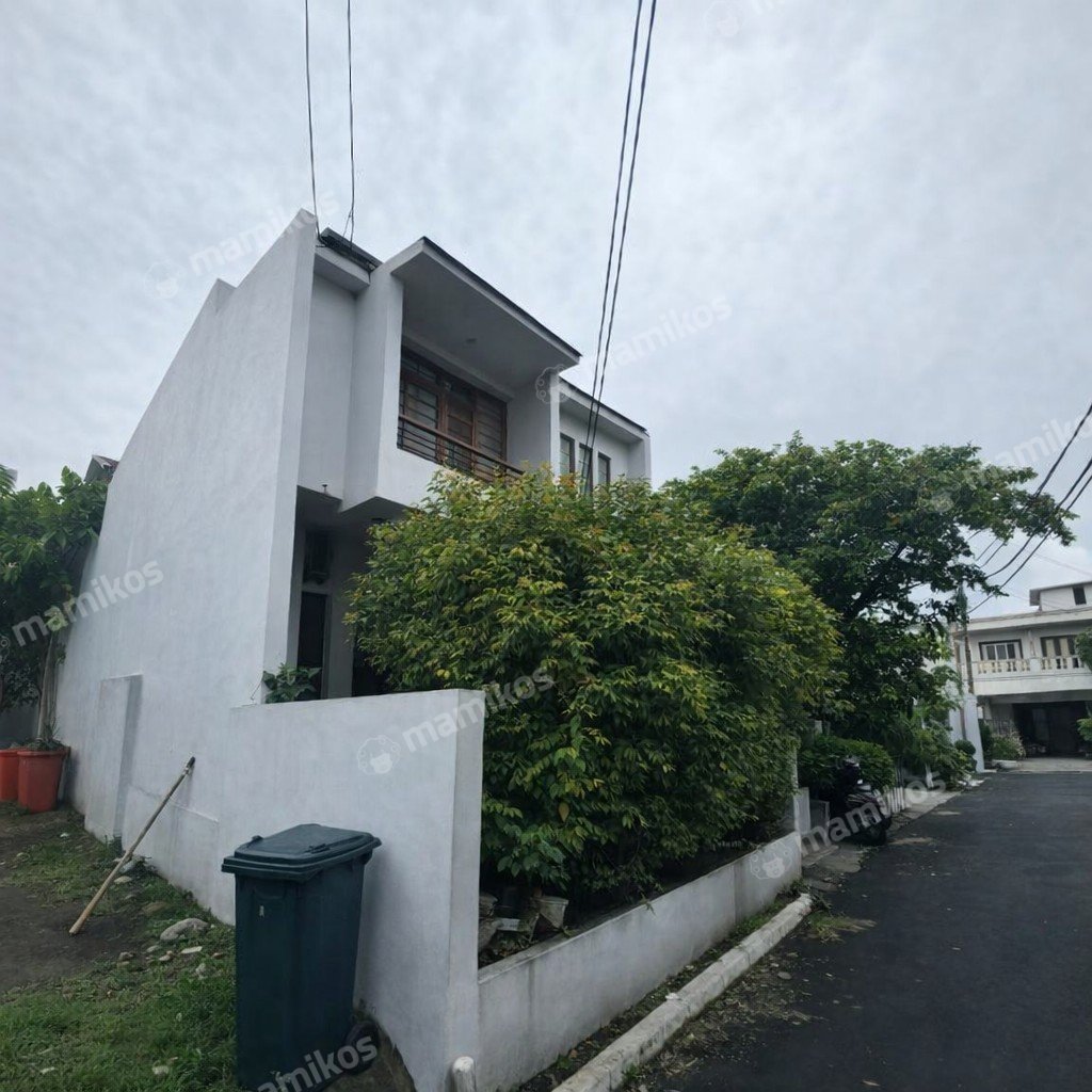 Rumah Sertifikat SHM 4 Kamar Tidur 4 Kamar Mandi Kramat Jati Jakarta Timur - Photo 4