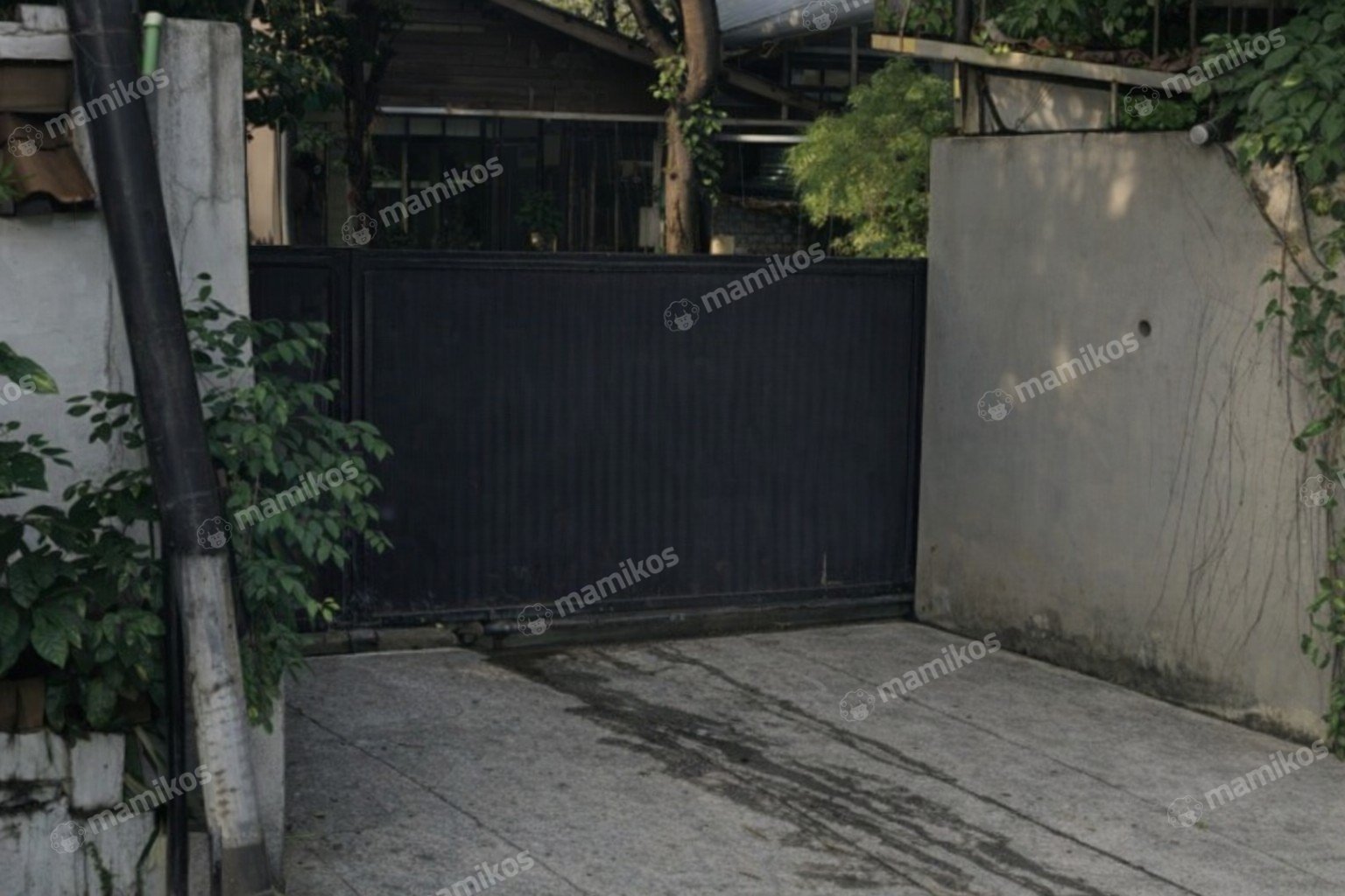 Rumah Sertifikat HGB 6 Kamar Tidur 6 Kamar Mandi Pondok Indah Jakarta Selatan