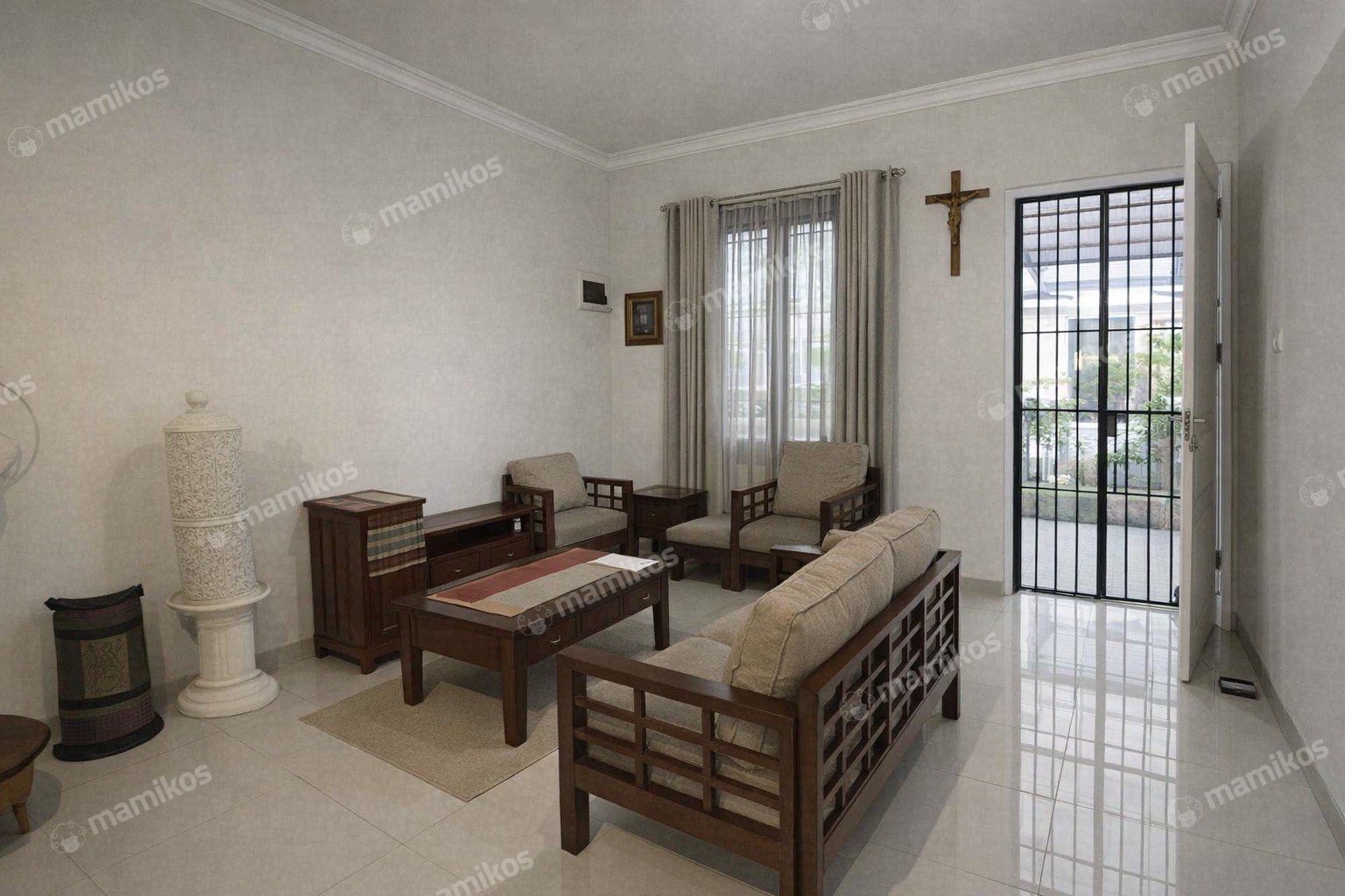 Rumah Sertifikat SHM 3 Kamar Tidur 3 Kamar Mandi Kembangan Jakarta Barat