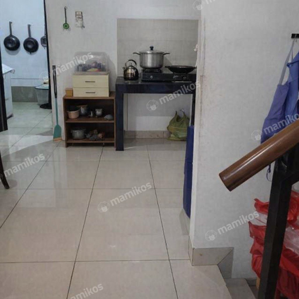 Rumah 4KT 2KM Green Lake City Jakarta Barat