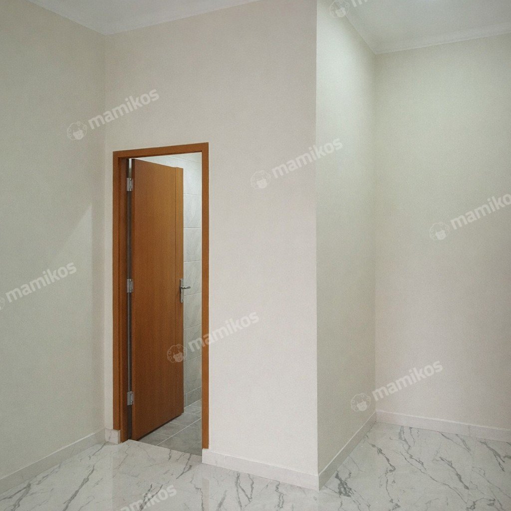 Rumah Sertifikat SHM 3 Kamar Tidur 3 Kamar Mandi Ciganjur Jakarta Selatan - Photo 3