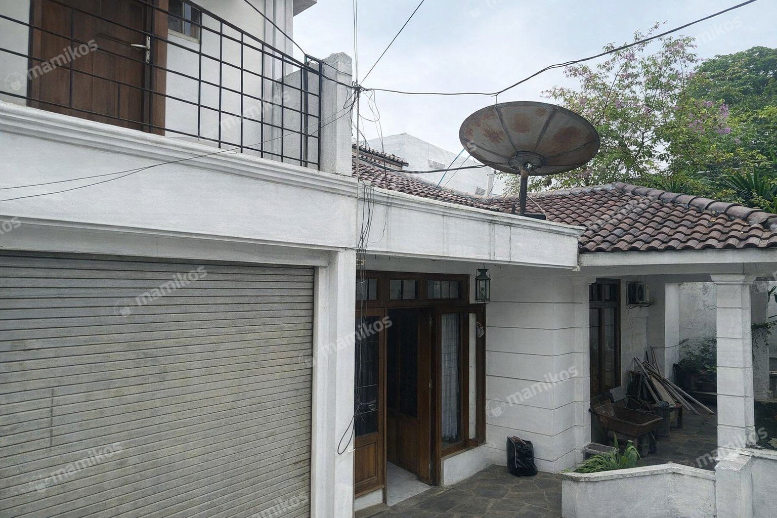 Rumah Sertifikat SHM 4 Kamar Tidur 4 Kamar Mandi Lebak Bulus Jakarta Selatan