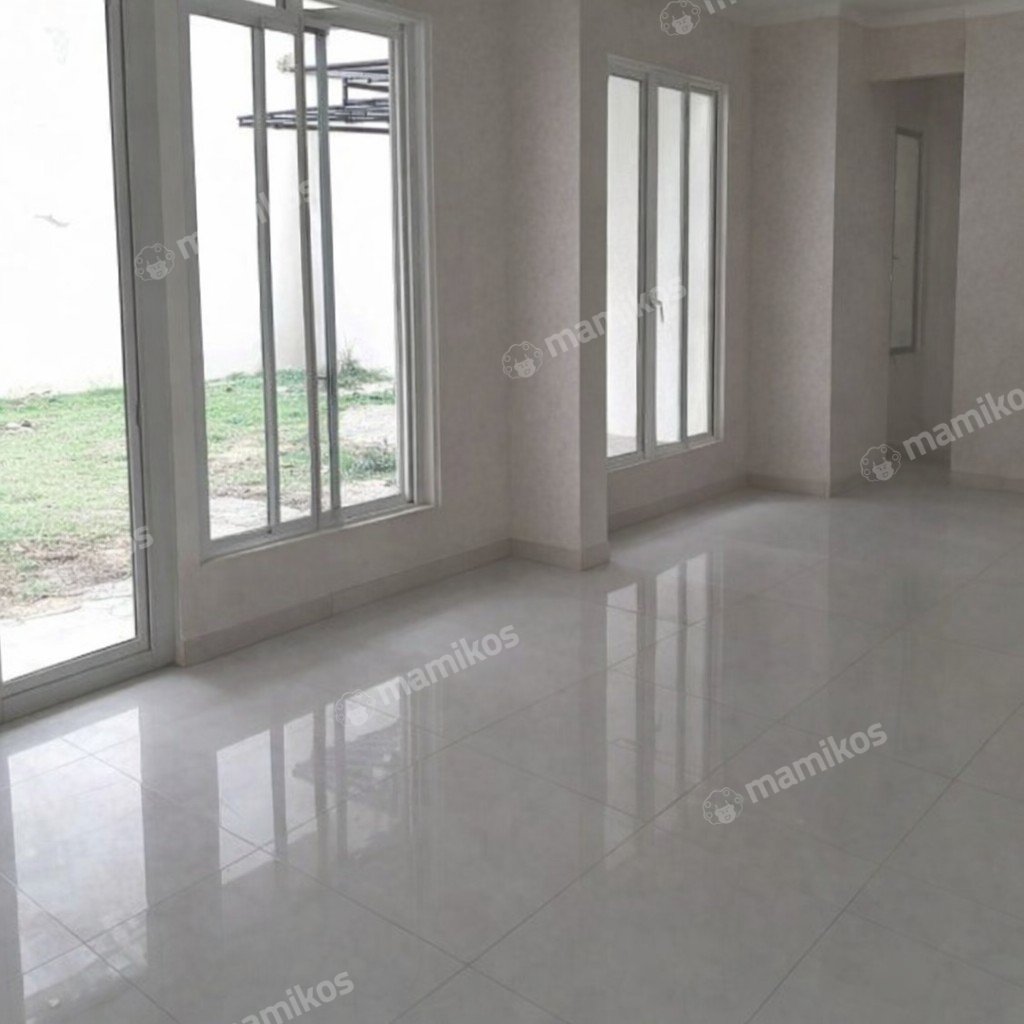 Rumah Sertifikat SHM 5 Kamar Tidur 4 Kamar Mandi Citra Grand Jakarta Timur - Photo 2