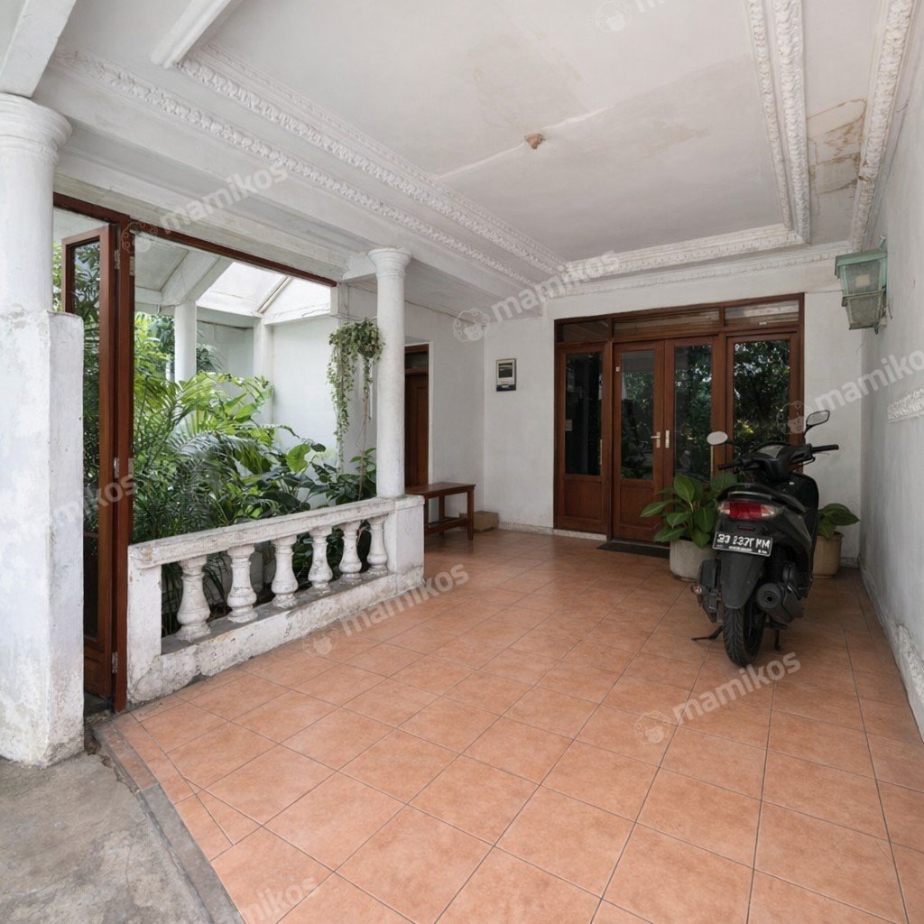 Rumah Sertifikat HGB 5 Kamar Tidur 2 Kamar Mandi Tebet Jakarta Selatan - Photo 3
