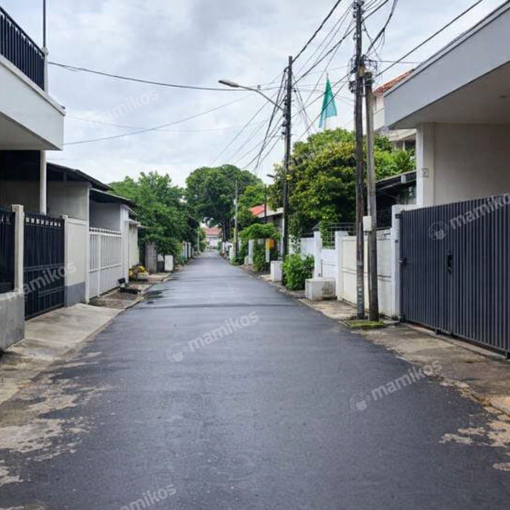 Rumah Sertifikat SHM 3 Kamar Tidur 2 Kamar Mandi Palmerah Jakarta Barat - Photo 3