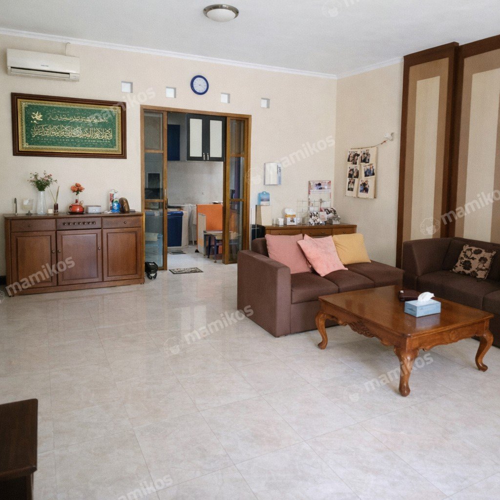 Rumah Sertifikat SHM 3 Kamar Tidur 2 Kamar Mandi Raffles Hills Jakarta Timur - Photo 5