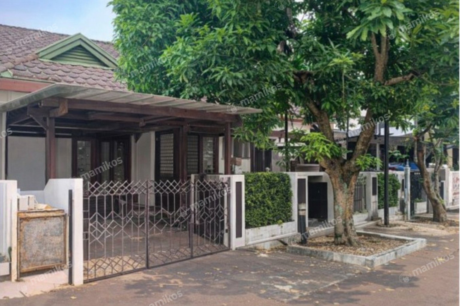 Rumah Sertifikat SHM 3 Kamar Tidur 4 Kamar Mandi Bintaro Jakarta Selatan