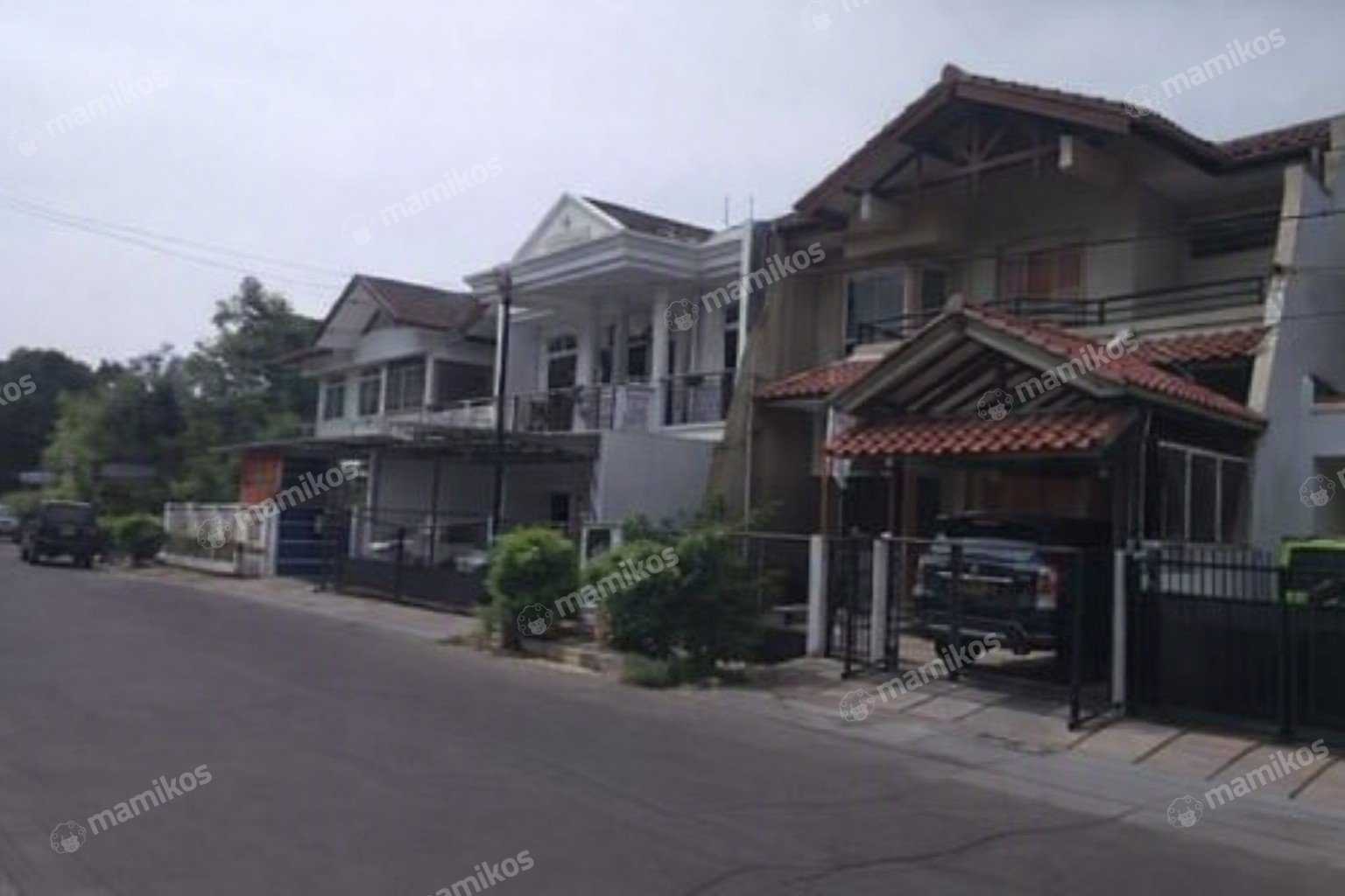 Rumah Sertifikat SHM 3 Kamar Tidur 2 Kamar Mandi Kelapa Gading Jakarta Utara - Photo 2