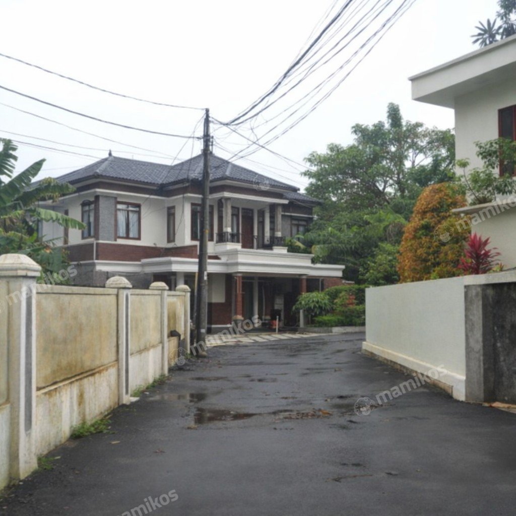 Rumah Sertifikat SHM 3 Kamar Tidur 3 Kamar Mandi Kemang Jakarta Selatan - Photo 3