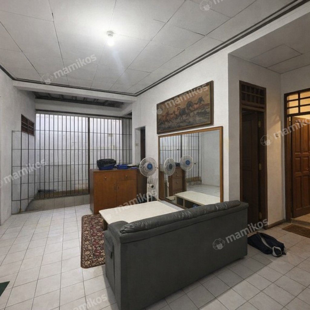 Rumah Sertifikat SHM 11 Kamar Tidur 5 Kamar Mandi Kebayoran Baru Jakarta Selatan - Photo 3