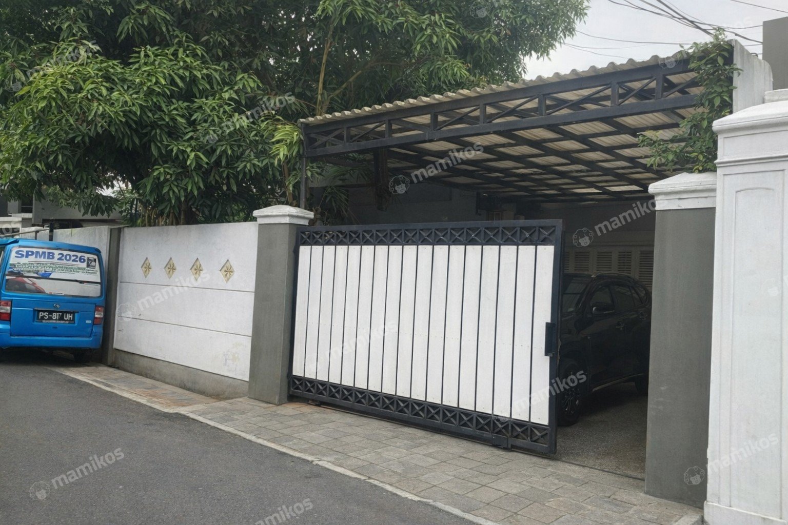 Rumah Sertifikat SHM 4 Kamar Tidur 4 Kamar Mandi Kemang Jakarta Selatan