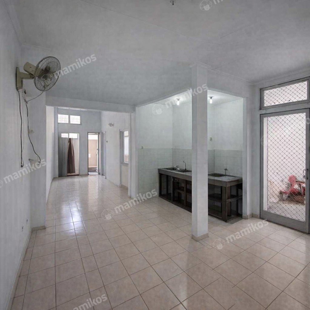Rumah Sertifikat SHM 2 Kamar Tidur 1 Kamar Mandi Kota Wisata Jakarta Timur - Photo 3