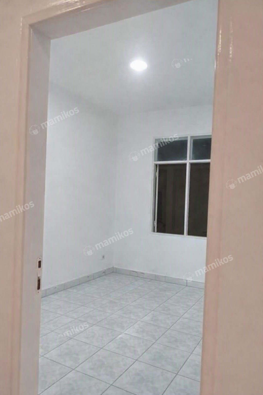 Rumah Sertifikat SHM 4 Kamar Tidur 3 Kamar Mandi Kelapa Gading Jakarta Utara - Photo 2