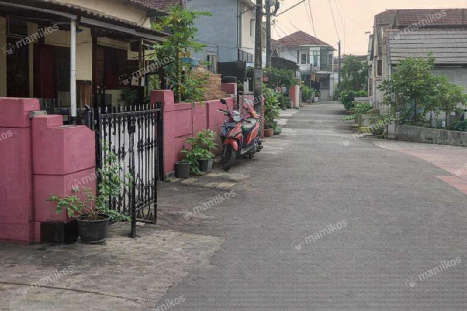 Rumah Sertifikat SHM 4 Kamar Tidur 2 Kamar Mandi Duren Sawit Jakarta Timur - Photo 4