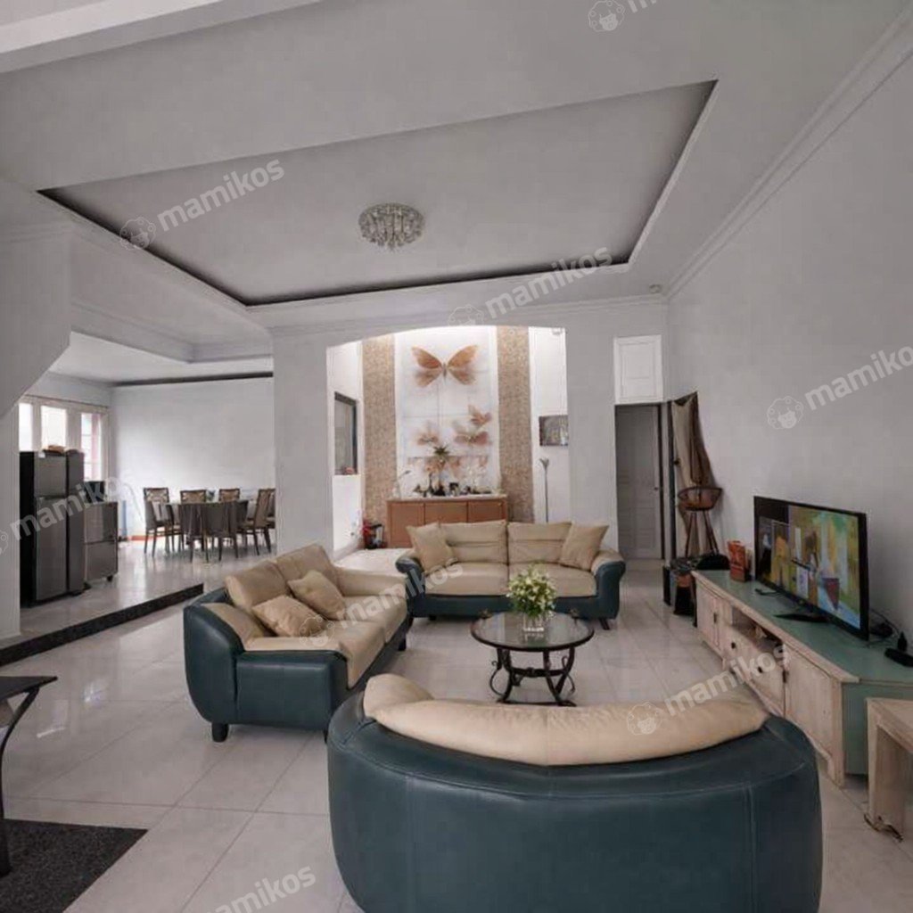 Rumah Sertifikat SHM 4 Kamar Tidur 4 Kamar Mandi Green Ville Jakarta Barat - Photo 2